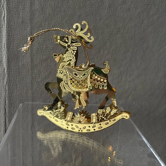 Gold Plated Brass 2d Reindeer Ornament, medium weight, no box - Picture 4 of 5